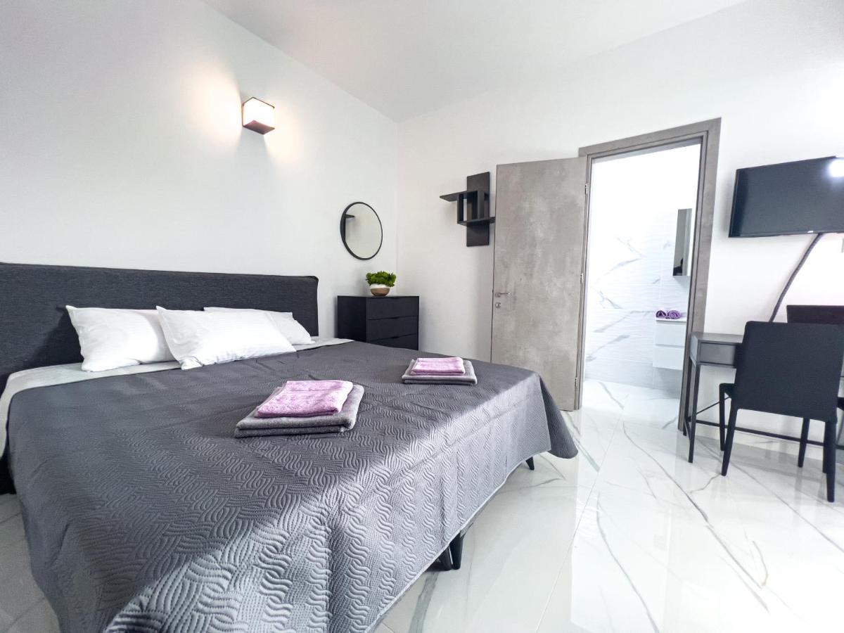Giorgis Luxury Apartments Ayia Napa Exterior photo
